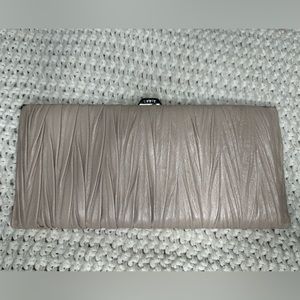 Lodis Chic Taupe Pleated Wallet
